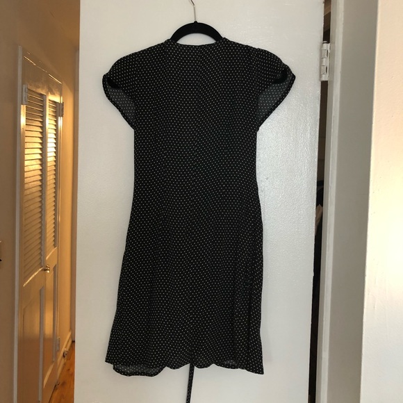 Brandy Melville wrap dress - Picture 2 of 2